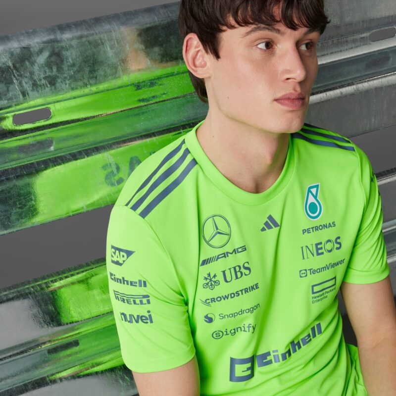 Mercedes Set-Up T-shirt - AMG PETRONAS F1 Team 2025 - Image 3