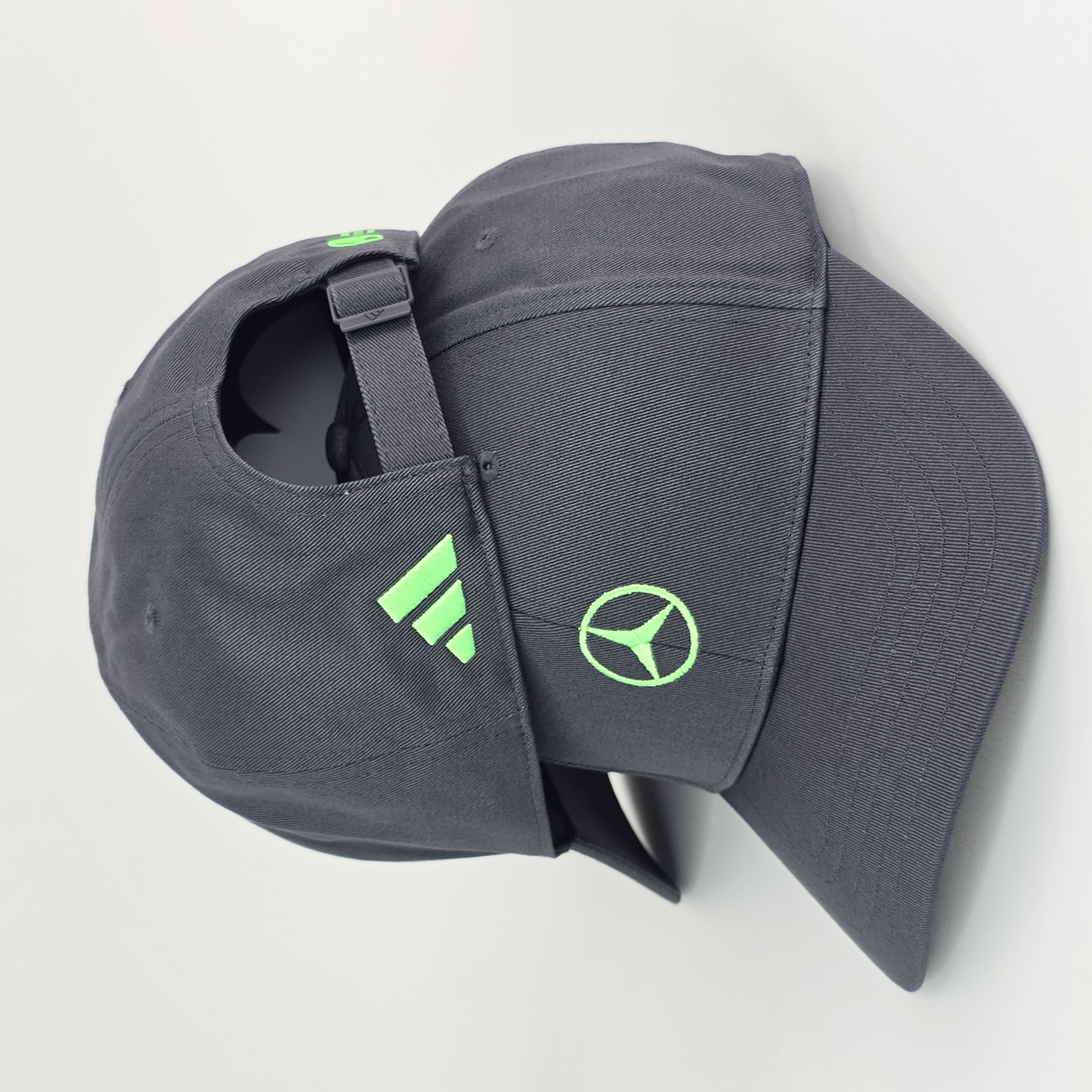 Mercedes - AMG Petronas Formula One Team Fan Cotton Cap -A83