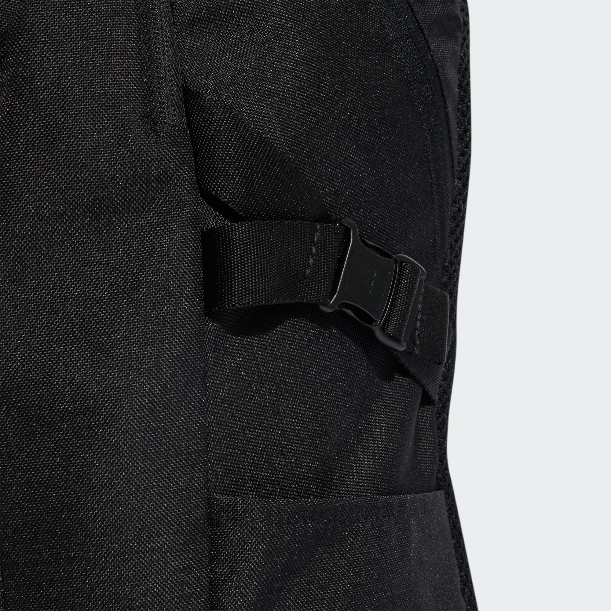 MERCEDES - AMG PETRONAS FORMULA 1 TEAM BACKPACK 3 STRIPES